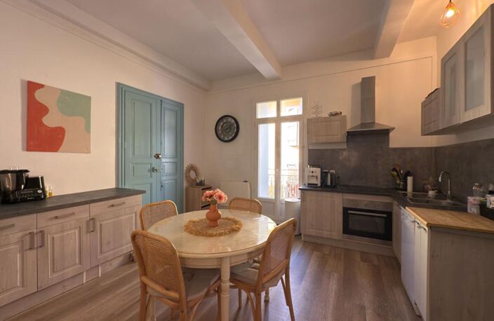 Maison de maître Triplex - 269 000 — photo 5