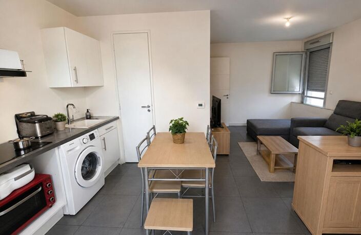 Appartement Craponne 35 m2 avec garage et terrasse — photo 2