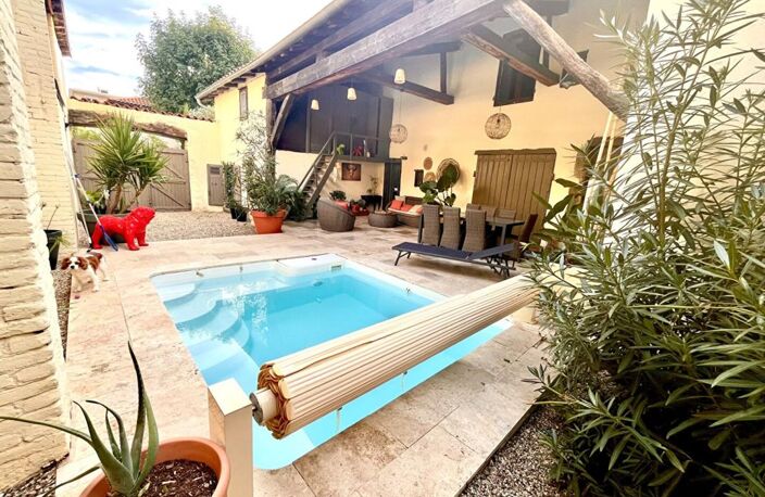 VIENNE - JOILE MAISON 180 m²  , 4 CHAMBRES , Piscine et Dépendances — photo 2