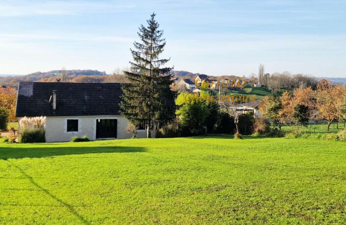 24120 Terrasson : Maison  de plain pieds  sur 4385m² de terrain — photo 4