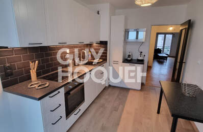 T4 MEUBLÉ DE 89 M² AVEC BALCONS & GARAGE DOUBLE - DEBOURG — photo du bien