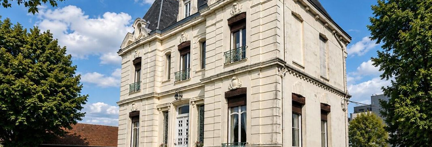 Maison 12 Pièces 270 m² à vendre à Calais (62100)