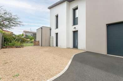Maison 6 pièces 392600 €