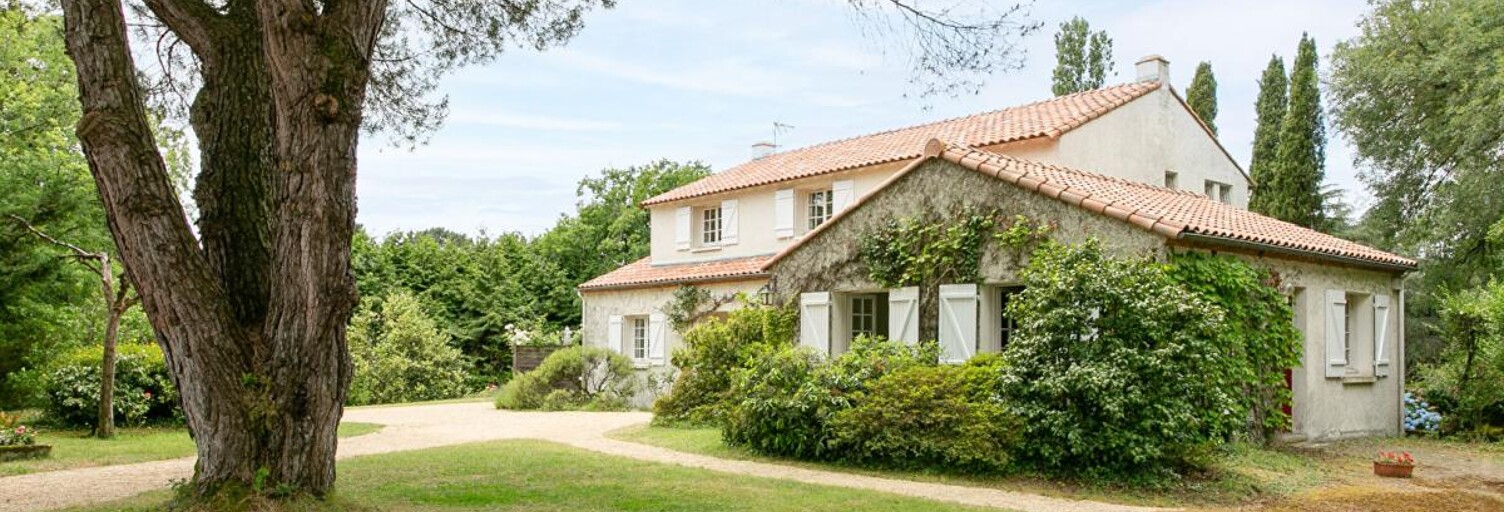 Maison 11 Pièces 274 m² à vendre à Clisson (44190)