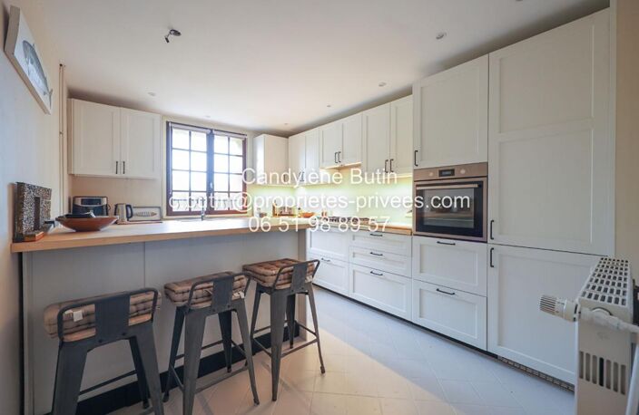 Maison DE VILLAGE DE PIERRES GRAND GARAGE ET JARDIN — photo 2