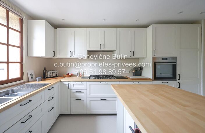 Maison DE VILLAGE DE PIERRES GRAND GARAGE ET JARDIN — photo 3