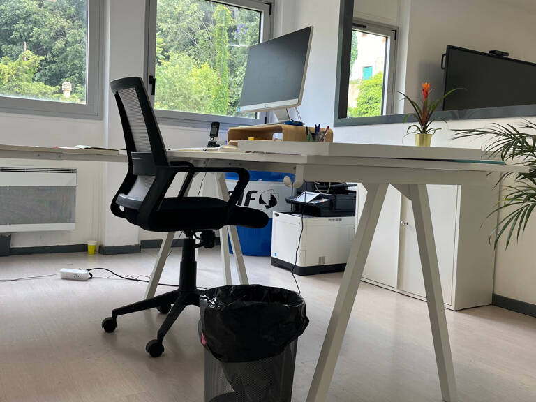 Local d'activité / bureau à Nice ouest  85 m2 — photo 1