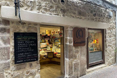 Commerce  32500 €