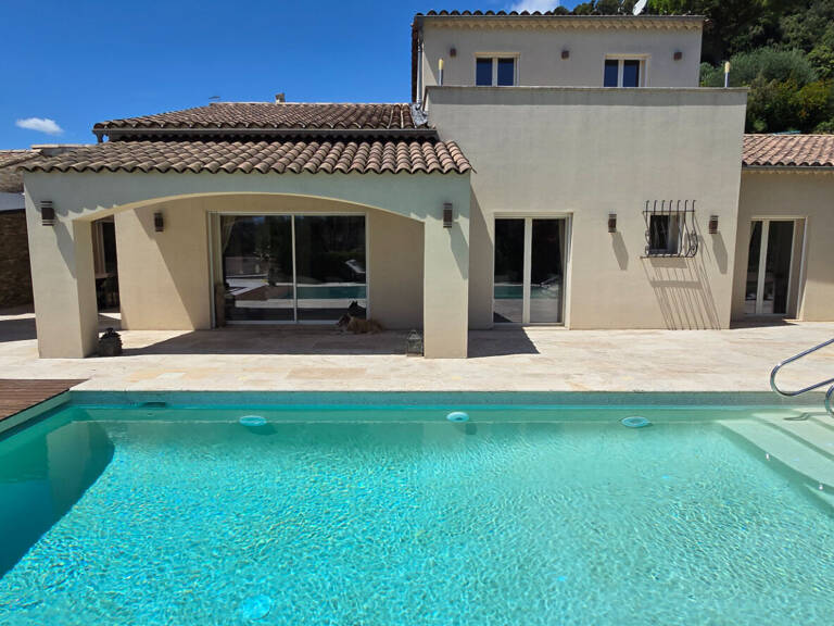 A vendre maison La Colle Sur Loup 5 pièces 238 m² habitables terrain 1722 m² — photo 1