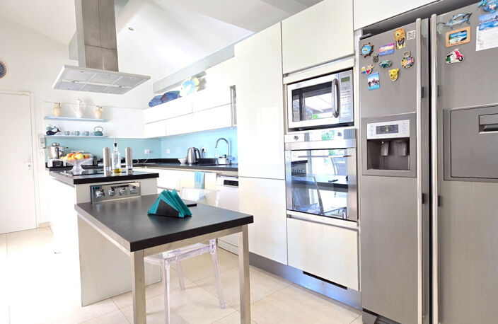 A vendre maison La Colle Sur Loup 5 pièces 238 m² habitables terrain 1722 m² — photo 4