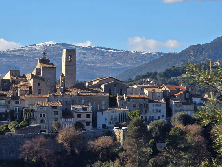 Terrain Saint Paul De Vence 970 m² constructible 240 m² — photo 1