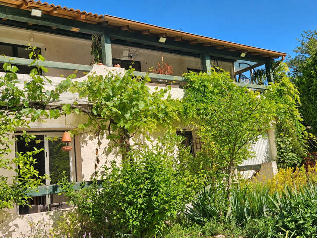 LA GAUDE ? Maison avec jardin de 1 700 m² et deux espaces de vie indépendants — photo du bien