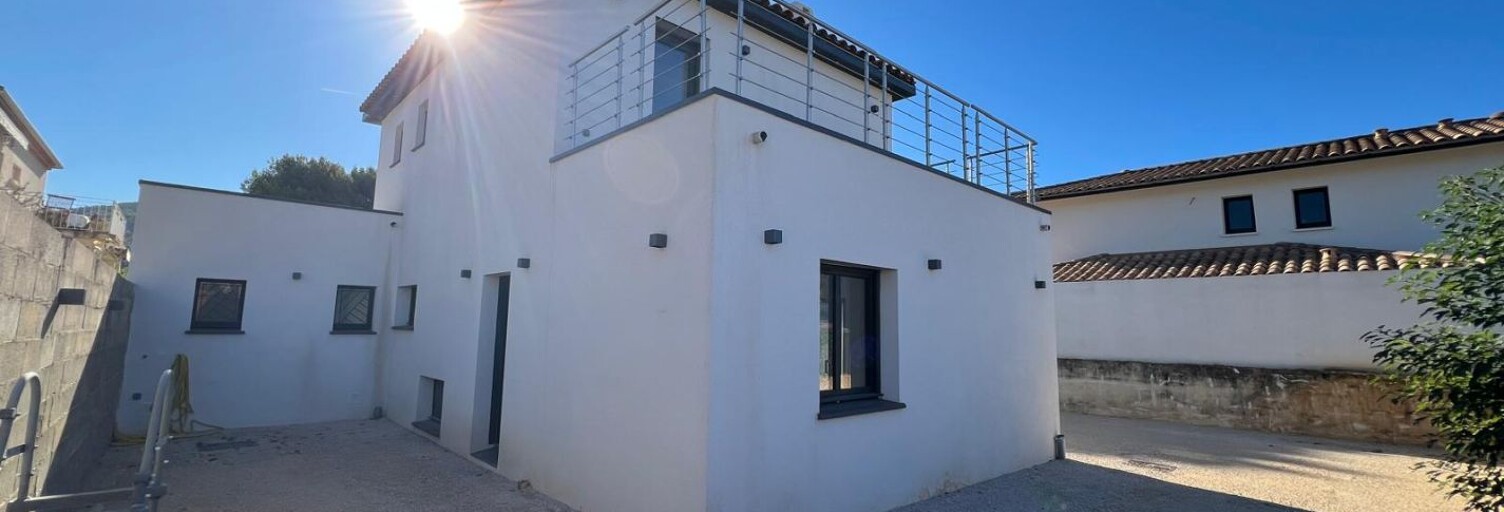 Maison 4 Pièces 120 m² à louer à Allauch (13190)