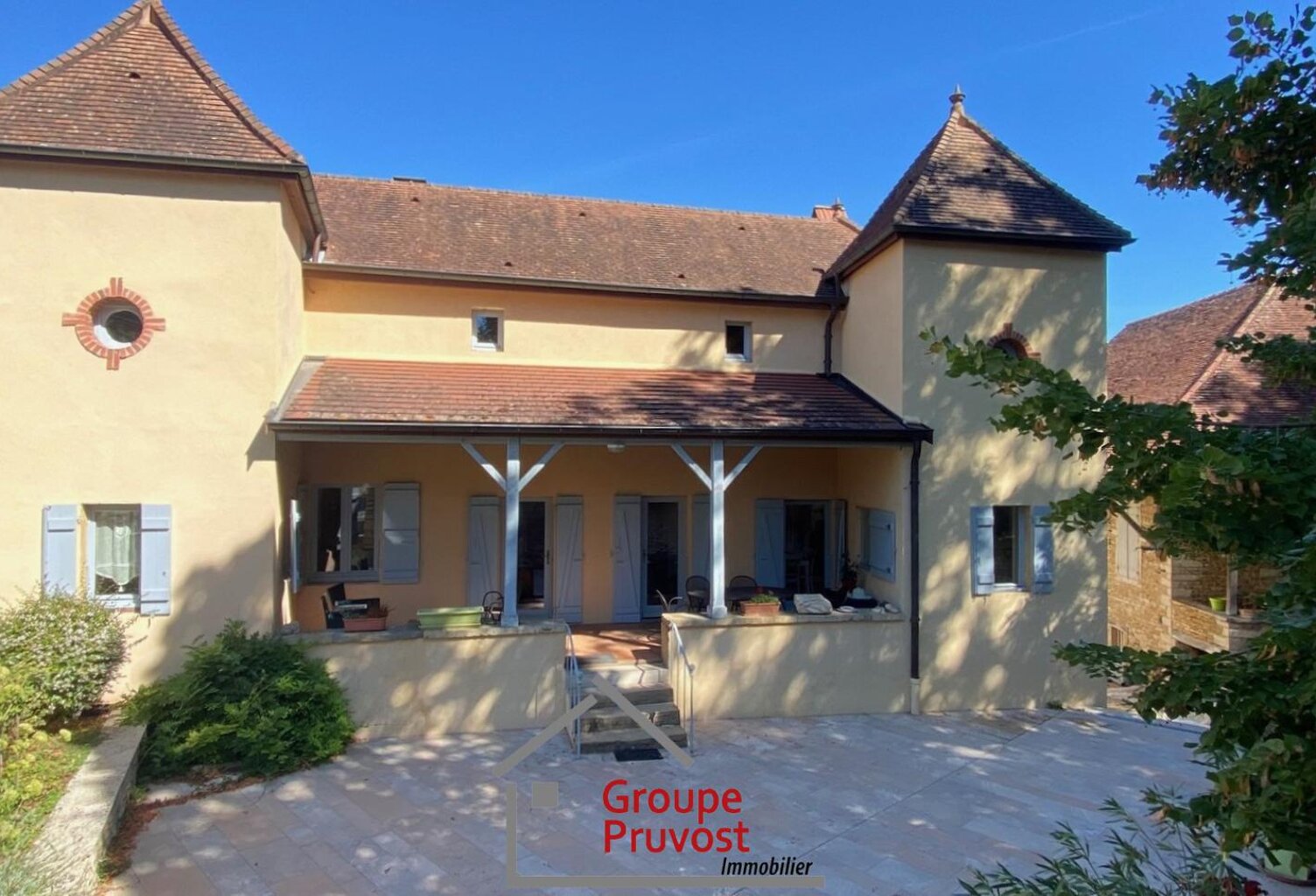 Vente maison 8 pièces 228 m² Cluny (71250) — photo 1