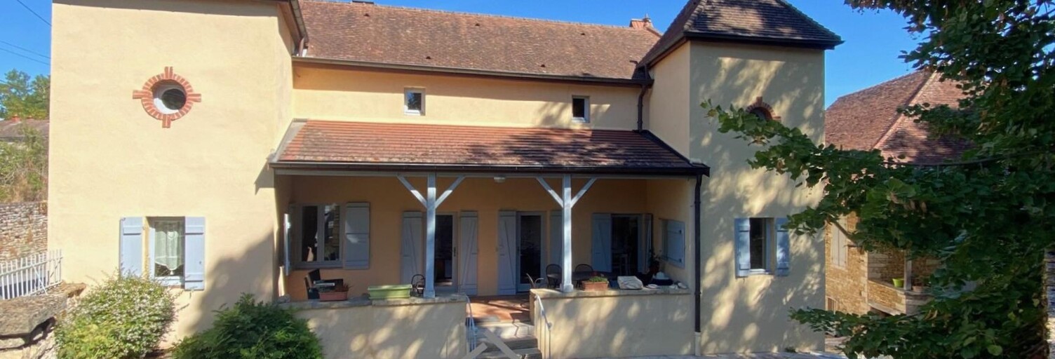 Maison 8 Pièces 228 m² à vendre à Cluny (71250)