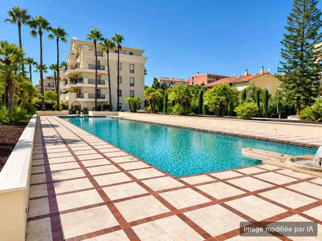 Prestige : Duplex 120m2 en dernier étage - Hyères — photo du bien