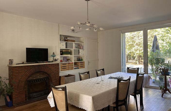 A VENDRE Maison 4 pièces avec jardin et dépendance Le Pêcher — photo 2