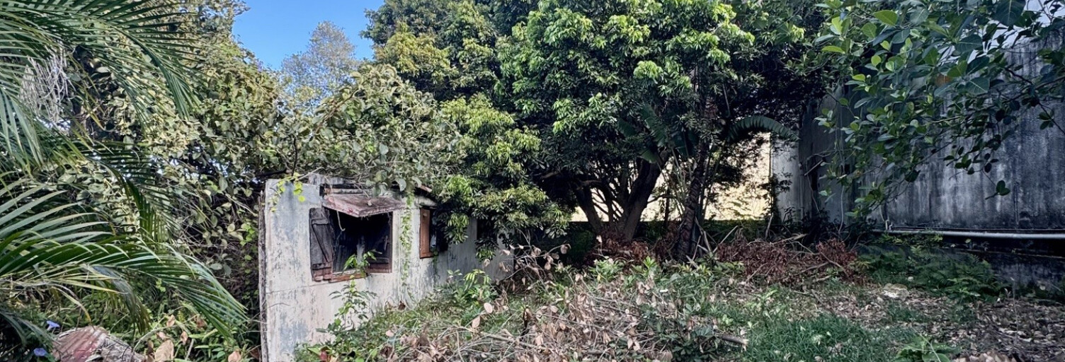 Terrain  753 m² à vendre à Saint-Pierre (97432)