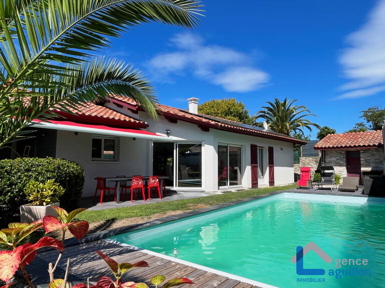 MAISON RECENTE AVEC PISCINE CHAUFFÉE, À DEUX PAS D'HENDAYE — photo 1