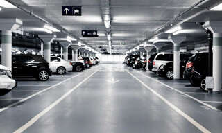 Garage   m² à louer à Marseille 8 (13008)