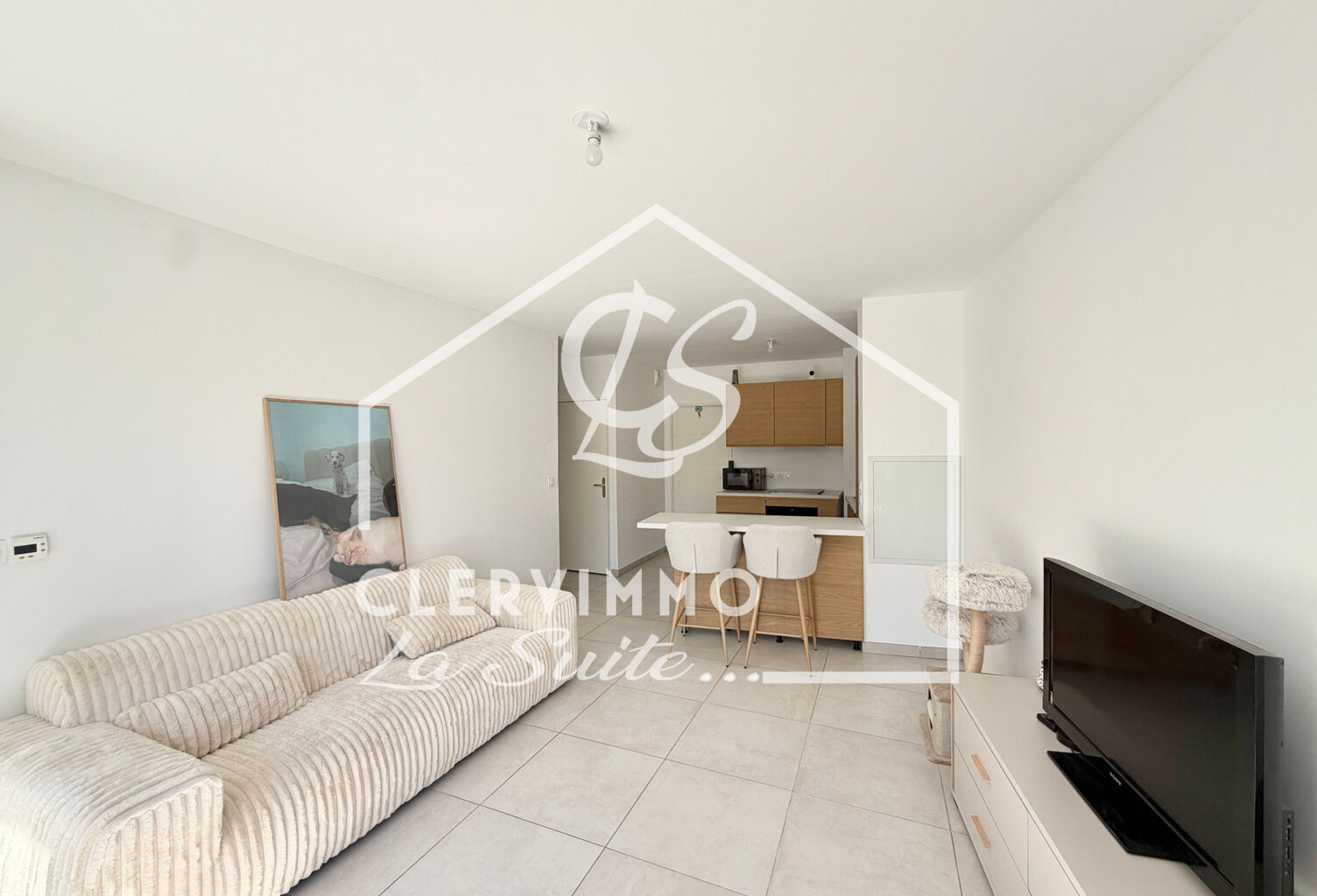 APPARTEMENT T2 AVEC TERRASSE ET PLACE DE PARKING LES ACCATES — photo 1