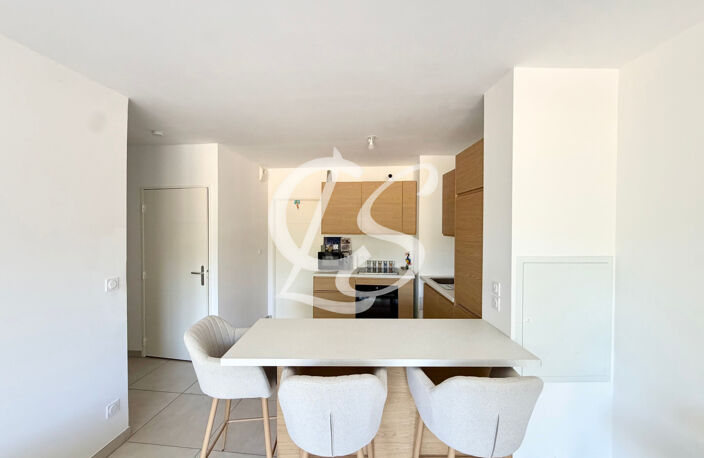 APPARTEMENT T2 AVEC TERRASSE ET PLACE DE PARKING LES ACCATES — photo 3