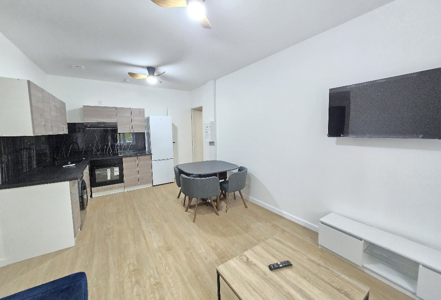 Appartement type 3 meublé RENOVE en 2026 Saint Genis Laval — photo 1