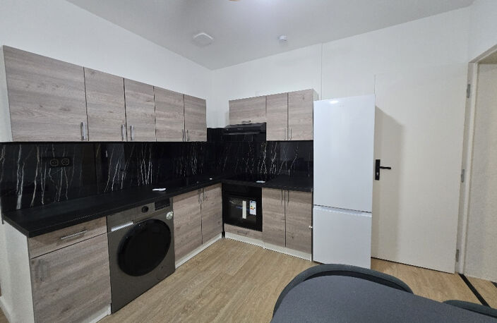 Appartement type 3 meublé RENOVE en 2026 Saint Genis Laval — photo 3