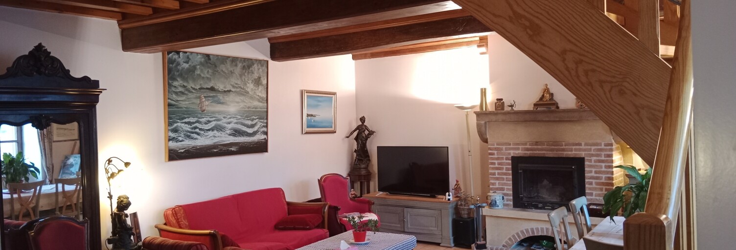 Maison 5 Pièces 130 m² à vendre à La Vineuse sur Fregande (71250)