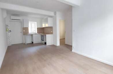 Appartement 3 pièces 838 €