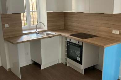 Appartement 3 pièces 838 €