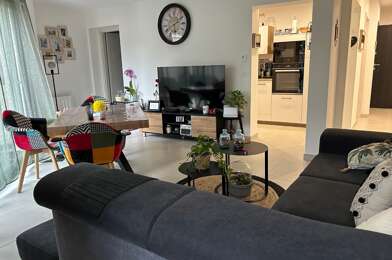 Appartement 2 pièces 830 €