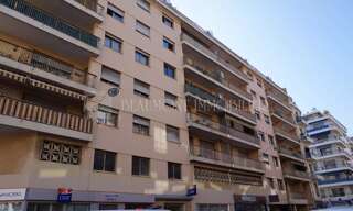Garage   m² à louer à Nice (06000)