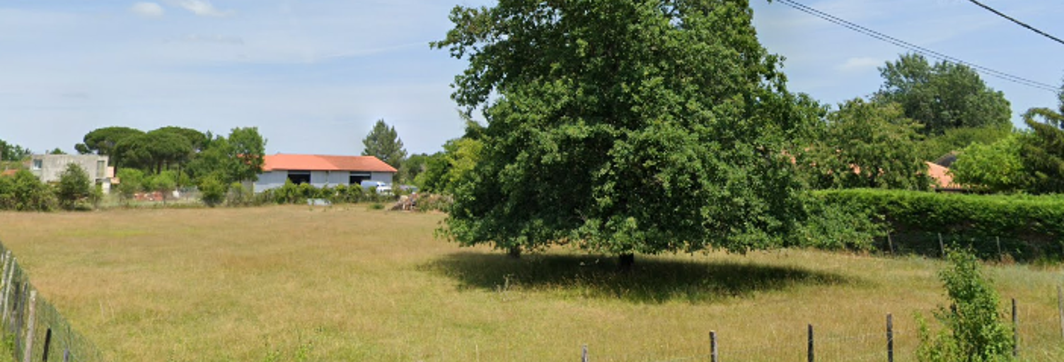 Terrain  850 m² à vendre à Roaillan (33210)