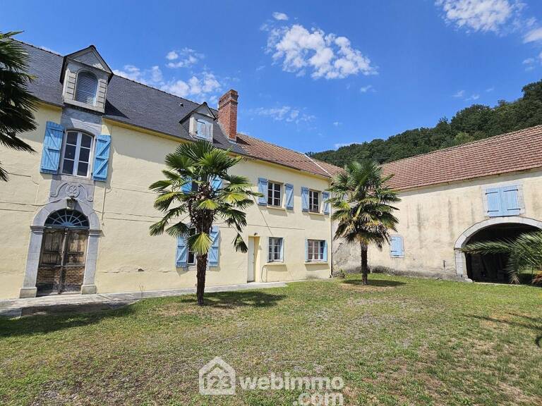 Maison - 324m² - Montaut — photo 1