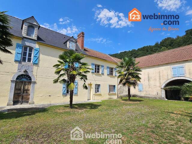 Maison - 324m² - Montaut — photo du bien