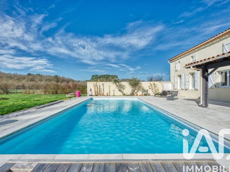 Vente Maison/villa 6 pièces — photo 1