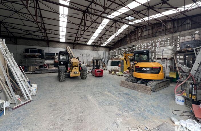 Vente Local d'activités 481 m&sup2; — photo 2