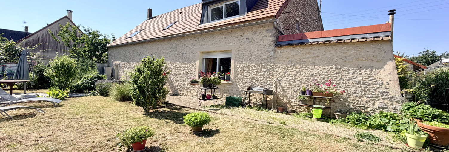 Maison 4 Pièces 120 m² à vendre à Auneau-Bleury-Saint-Symphorien (28700)