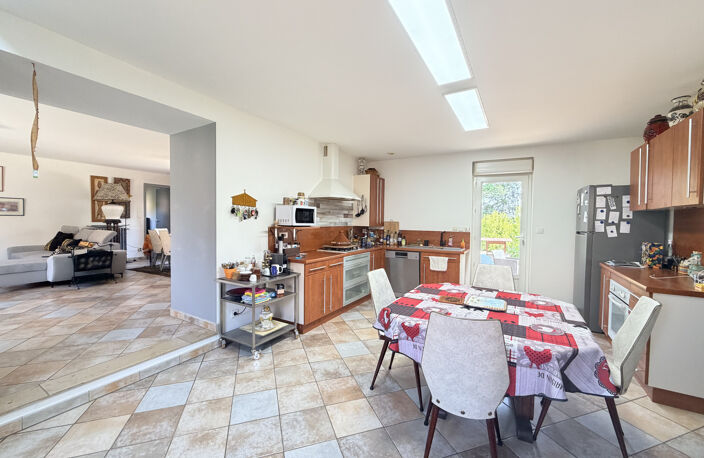 Propriété en pierre rénovée   Charme, confort et tranquillit — photo 4