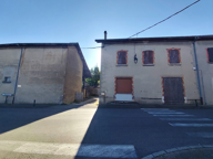 Ensemble immobilier à rénover au centre de Montferrat 38620 — photo 3