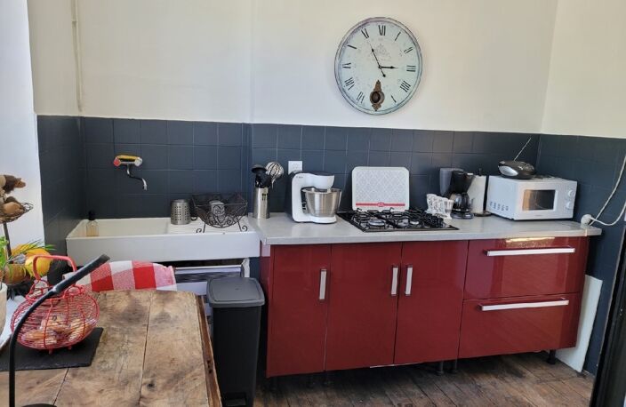 Vente maison 5 pièces 160 m² Ydes (15210) — photo 3