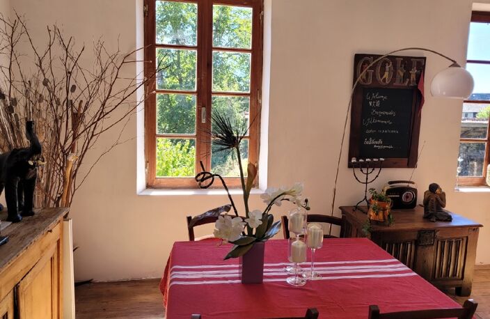 Vente maison 5 pièces 160 m² Ydes (15210) — photo 5