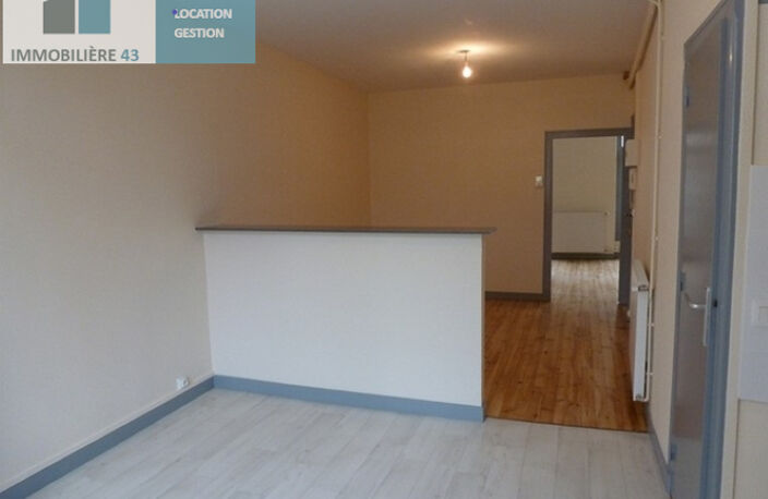 T2 CUISINE EQUIPEE LE PUY EN VELAY - 2 pièce(s) - 46 m2 — photo 3