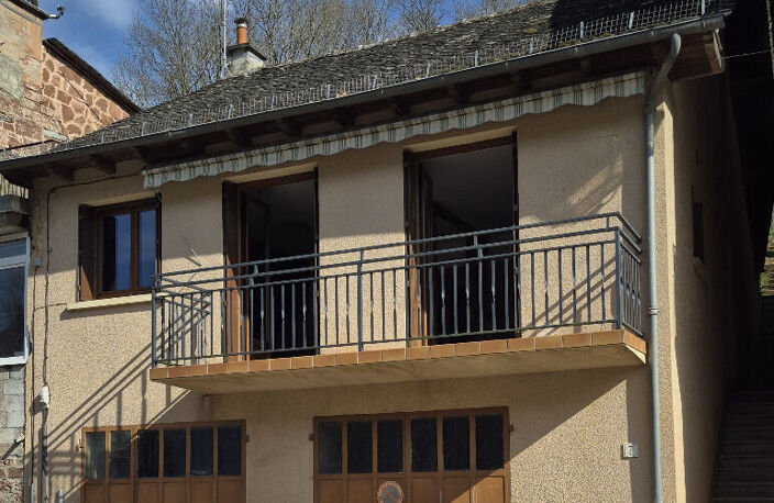 Maison de Type 3/4 avec jardin et garage, coeur de ville de VILLECOMTAL — photo 3