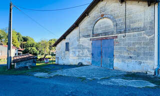 Garage  172 m² à vendre à Samonac (33710)