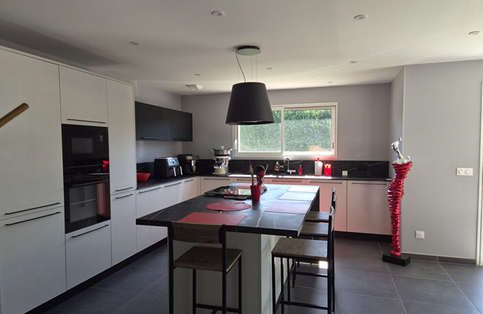 FAVERGES, MAISON 4 PIECES RECENTE — photo 4