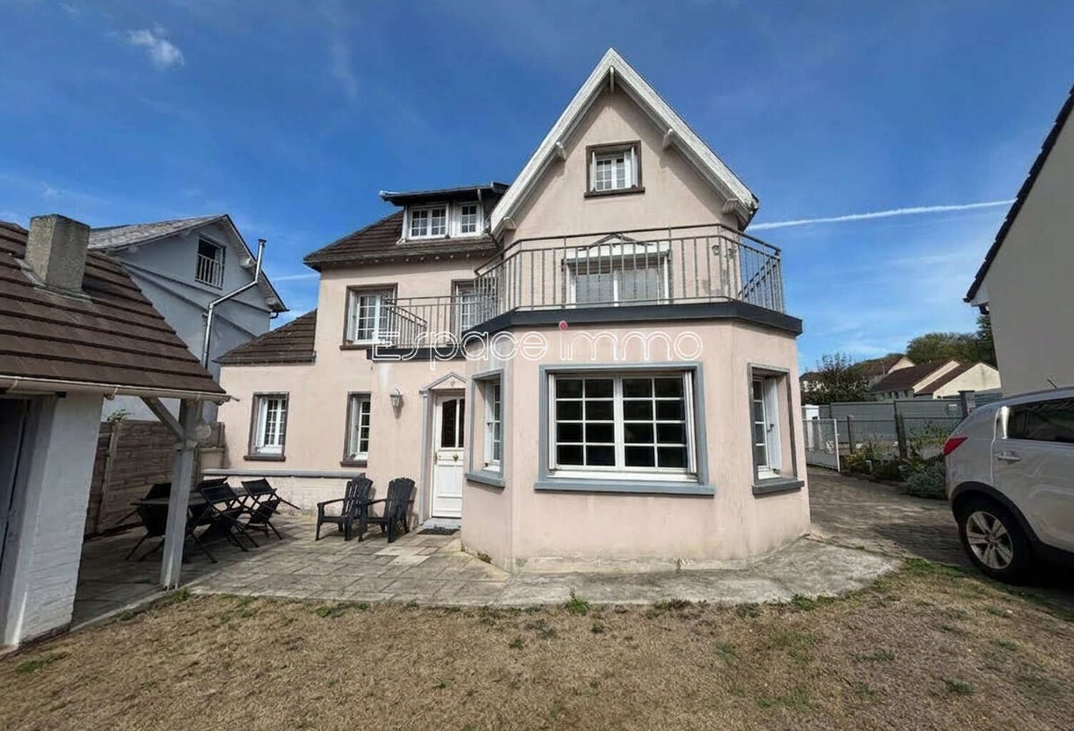 Maison individuelle - 126m² - 4 chambres - Sous sol et Garage - MONTVILLE — photo 1