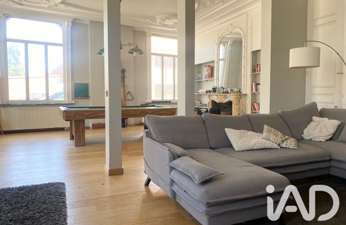Vente Maison/villa 9 pièces — photo 2