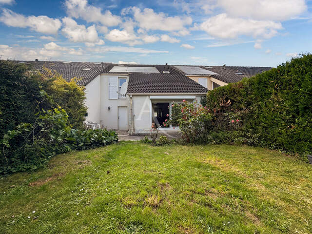Maison Jouy Le Moutier 4 chambres — photo du bien